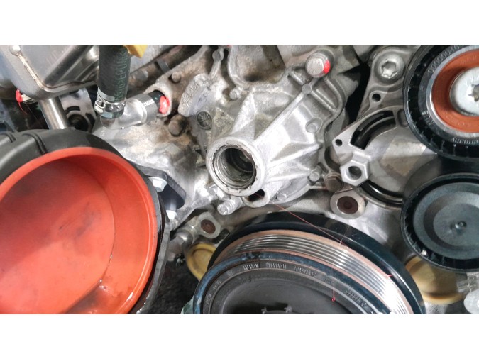 MOTOR BMW 118D 2013