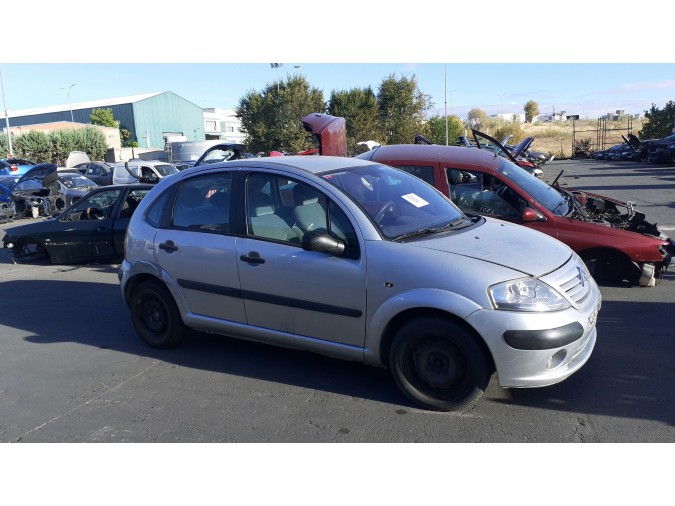 PILOTO TRASERO CENTRAL CITROEN C3 2004