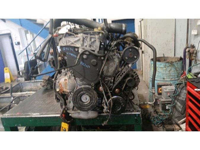 Alternador OPEL VIVARO 2005