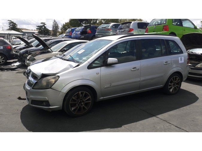 Motor OPEL ZAFIRA 2005