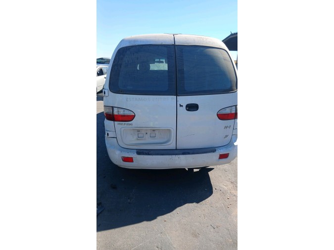 Faro iz HYUNDAI H100 2006