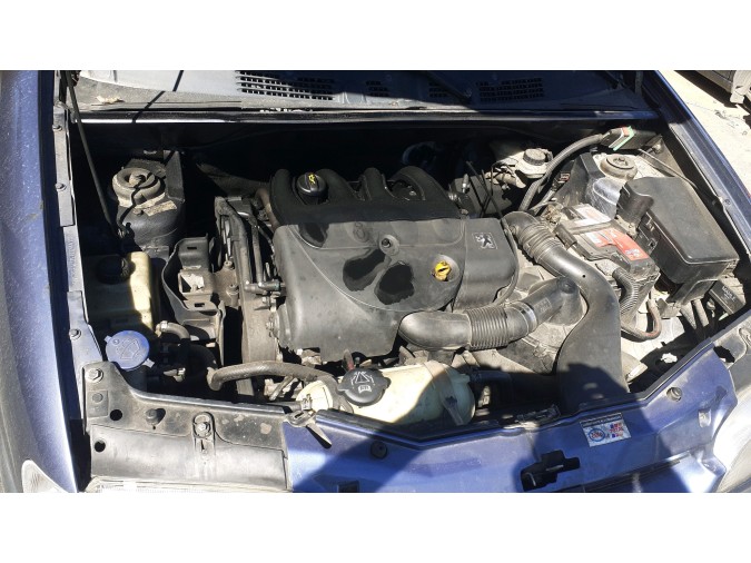 FARO DELANTERO DERECHO PEUGEOT PARTNER 2000