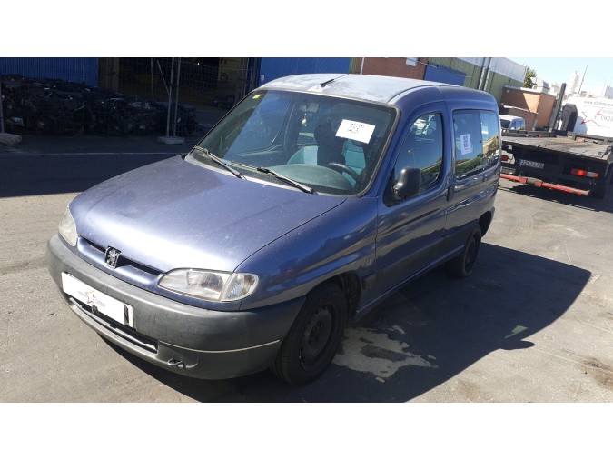 ELEVALUNAS DELANTERO DERECHO PEUGEOT PARTNER 2000