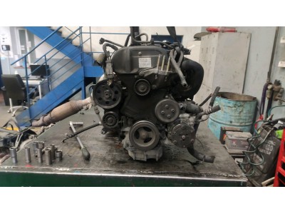 Motor FORD FOCUS 2001