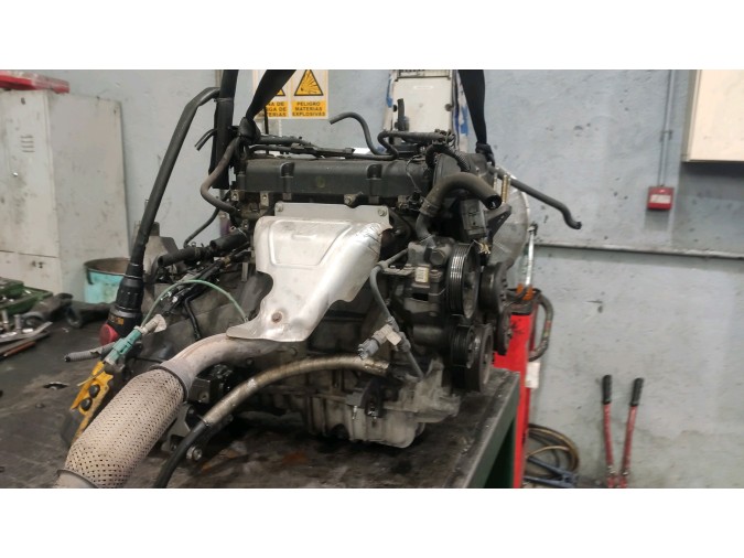 Motor FORD FOCUS 2001