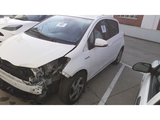 ALETA TRASERA IZQUIERDA TOYOTA YARIS 2015