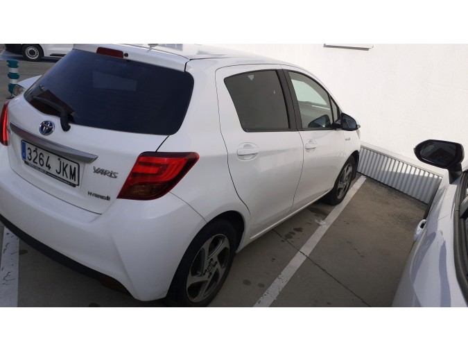 ALETA TRASERA IZQUIERDA TOYOTA YARIS 2015