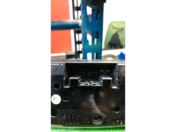 MANDO CLIMATIZADOR AUDI A1 2024