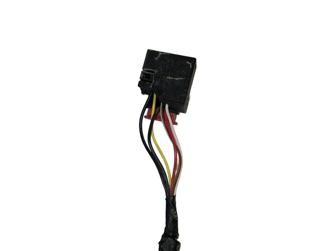 RETROVISOR IZQUIERDO AUDI A1 2024