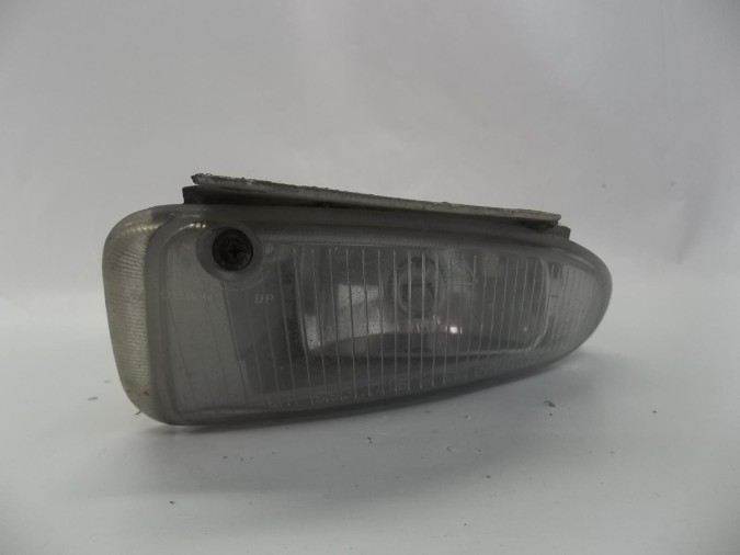 FARO ANTINIEBLA DELANTERO IZQUIERDO CHRYSLER VOYAGER 1998