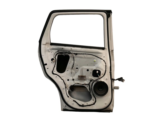 PUERTA TRASERA IZQUIERDA MITSUBISHI ASX BLANCO 2012