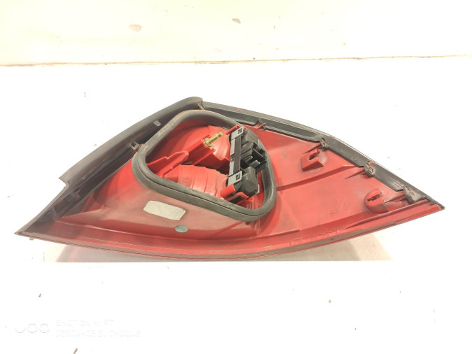 PILOTO TRASERO IZQUIERDO MERCEDES VIANO 2003
