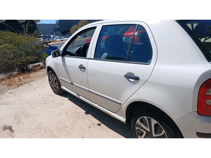 Ud control inyección SKODA FABIA 2002