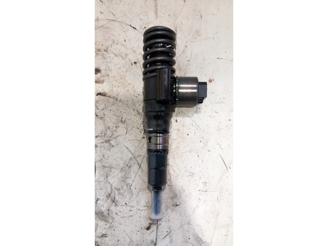 INYECTOR BOMBA AUDI A4 2006
