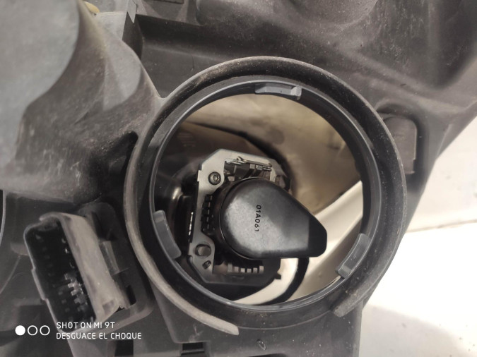 FARO DELANTERO DERECHO CITROEN C5 2001