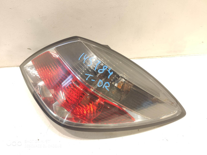 PILOTO TRASERO DERECHO OPEL ASTRA 2006