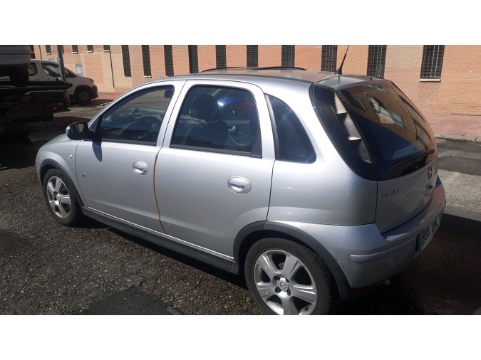 CENTRALITA MOTOR UCE OPEL CORSA 2005