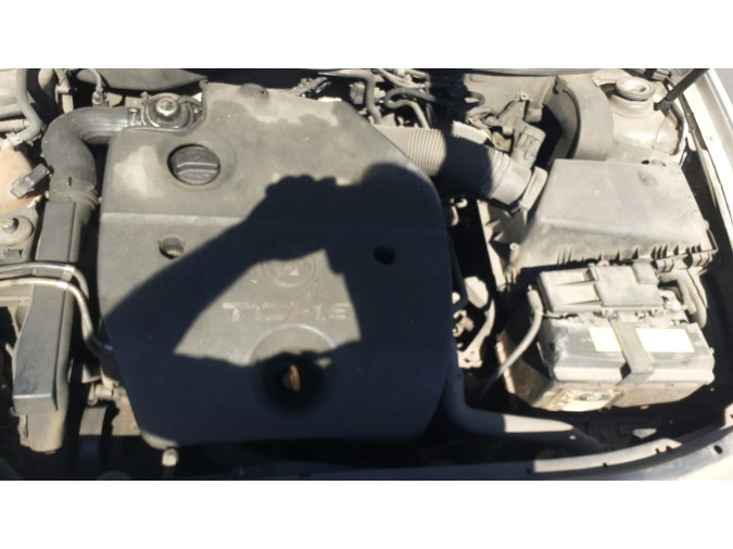 FARO DELANTERO DERECHO SEAT LEON 2000