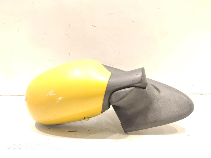 RETROVISOR DERECHO RENAULT MEGANE AMARILLO 1998