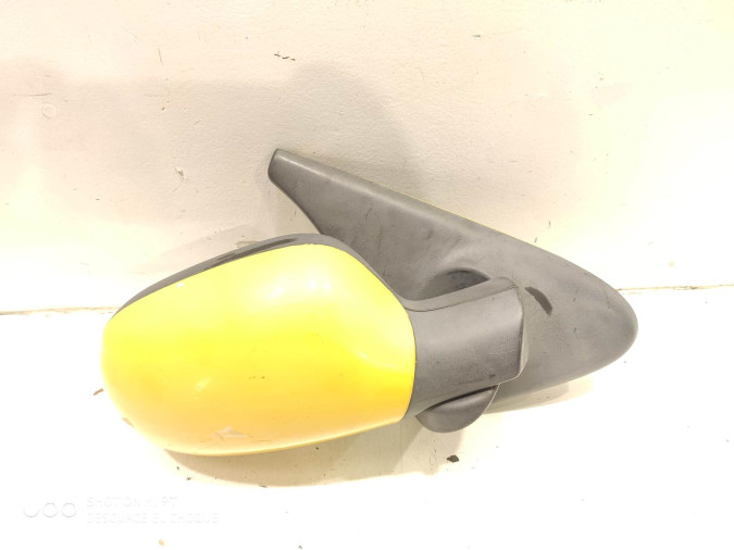 RETROVISOR DERECHO RENAULT MEGANE AMARILLO 1998