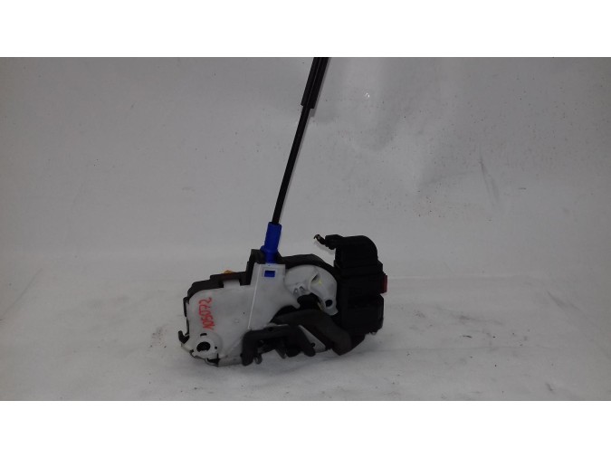 CERRADURA PUERTA DELANTERA DERECHA OPEL ASTRA 2015