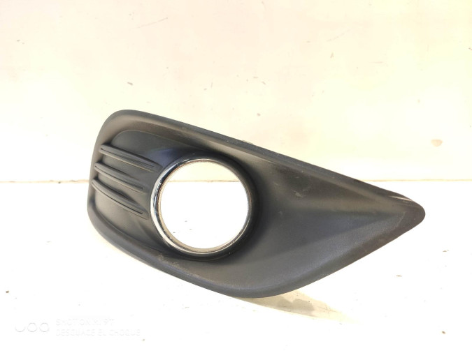 REJILLA DELANTERA FORD FOCUS 2008