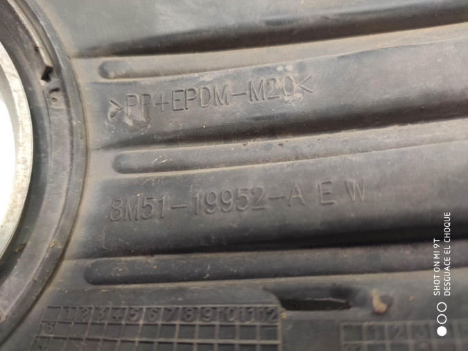 REJILLA DELANTERA FORD FOCUS 2008