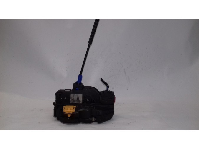 CERRADURA PUERTA DELANTERA IZQUIERDA OPEL ASTRA 2015