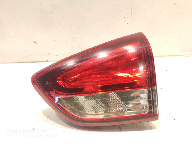 PILOTO TRASERO DERECHO INTERIOR RENAULT CLIO 2014