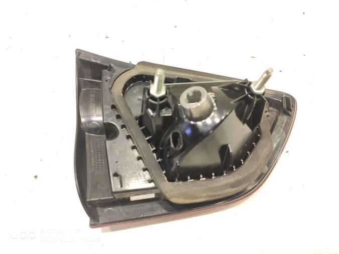 PILOTO TRASERO DERECHO INTERIOR RENAULT CLIO 2014