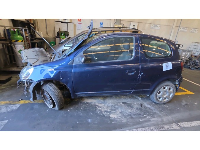 ELEVALUNAS DELANTERO DERECHO TOYOTA YARIS 2006
