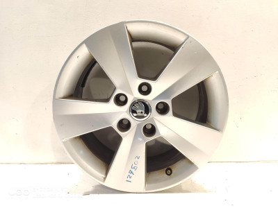 LLANTA SO SKODA SUPERB 2018