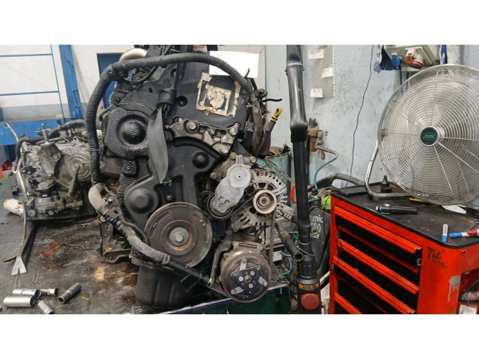 Motor CITROEN C3 2005