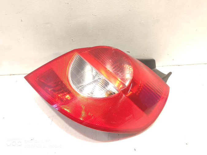 PILOTO TRASERO DERECHO RENAULT CLIO 2007