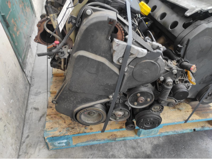 Motor color Marrón RENAULT MEGANE 2001