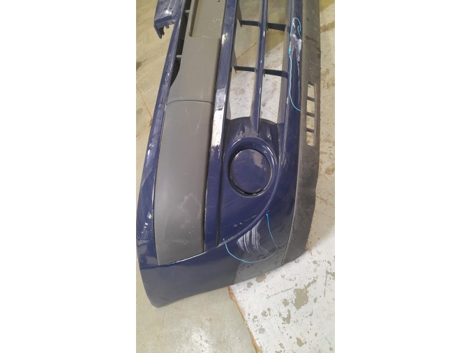 PARAGOLPES DELANTERO RENAULT CLIO 2004