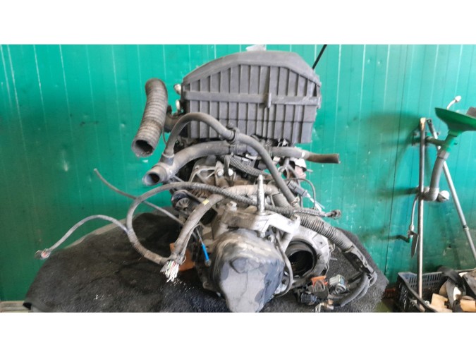 Motor RENAULT CLIO 2004