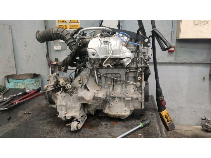 MOTOR CON ACCESORIOS Y CAJA DE CAMBIOS DACIA DOKKER