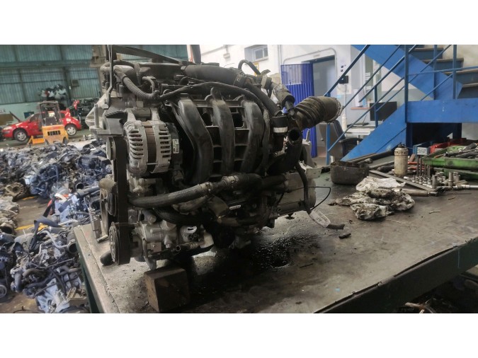 MOTOR CON ACCESORIOS Y CAJA DE CAMBIOS FORD KA+