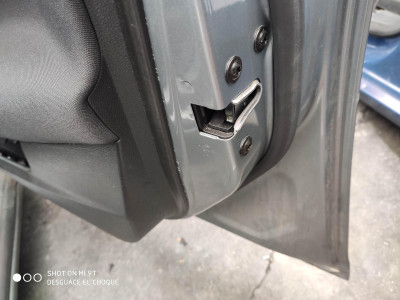CERRADURA PUERTA DELANTERA DERECHA OPEL INSIGNIA 2008