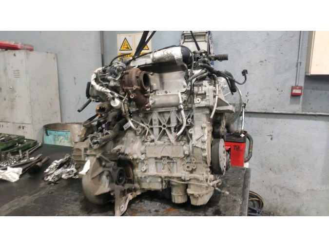 MOTOR CON ACCESORIOS Y CAJA DE CAMBIOS OPEL ASTRA