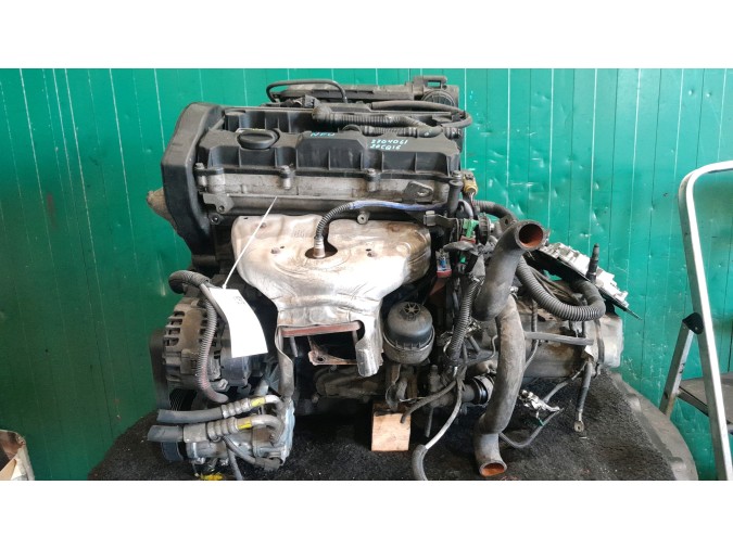 MOTOR CON ACCESORIOS Y CAJA DE CAMBIOS CITROEN C4 2005