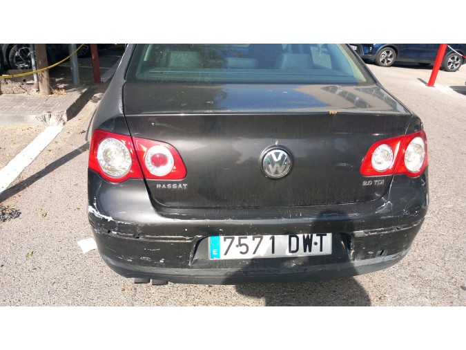 FARO DELANTERO DERECHO VOLKSWAGEN PASSAT 2006