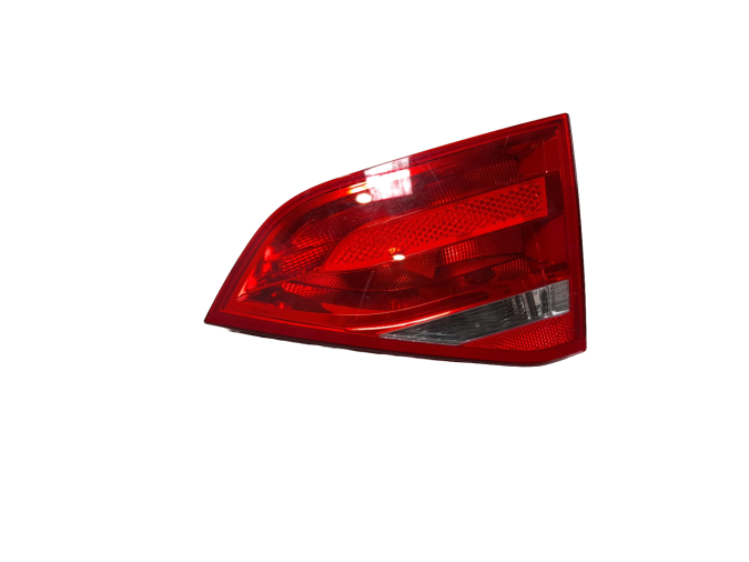 PILOTO TRASERO IZQUIERDO INTERIOR AUDI A4 2009