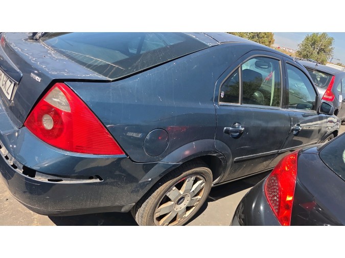 FARO DELANTERO DERECHO FORD MONDEO 2003