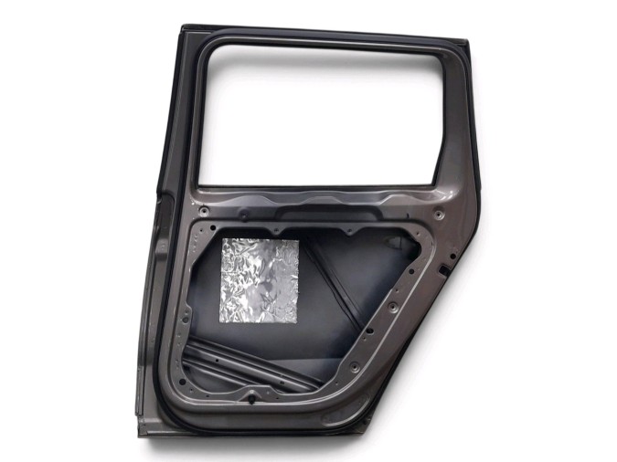 PUERTA TRASERA DERECHA VOLKSWAGEN PASSAT MARRON GRISACEO 2011