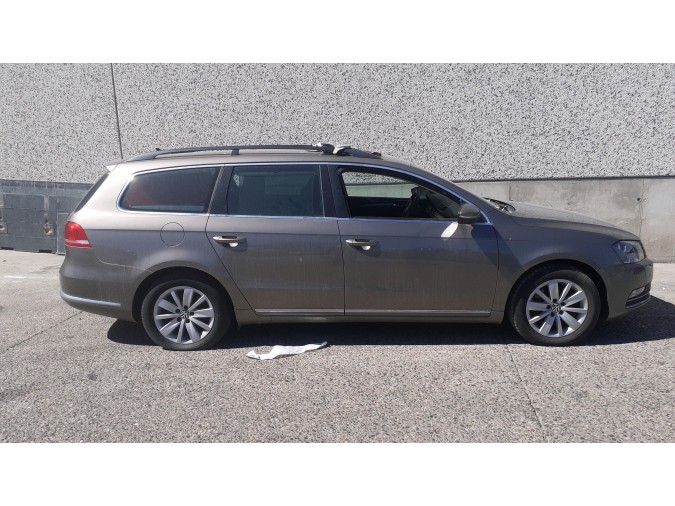 CERRADURA PUERTA TRASERA DERECHA VOLKSWAGEN PASSAT 2011