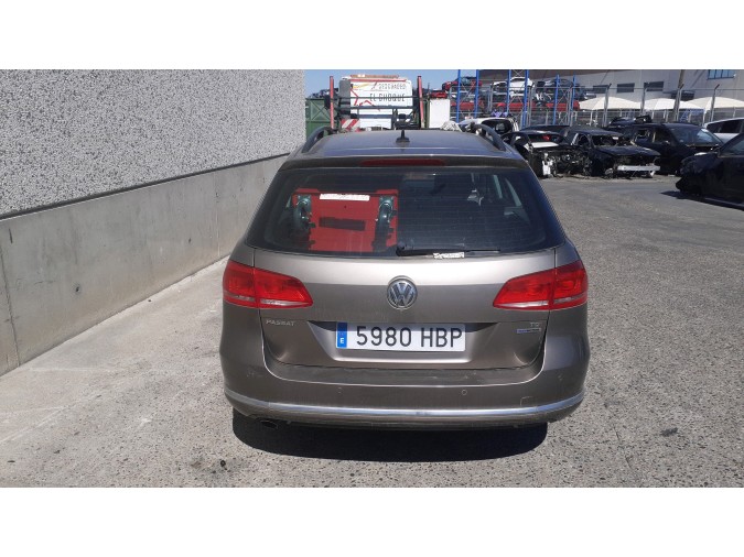 ELEVALUNAS TRASERO IZQUIERDO VOLKSWAGEN PASSAT 2011