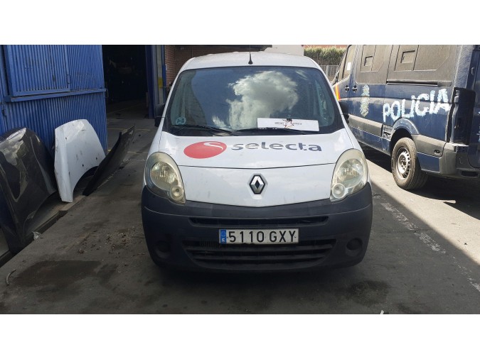 FARO ANTINIEBLA TRASERO IZQUIERDO RENAULT KANGOO EXPRESS 2010