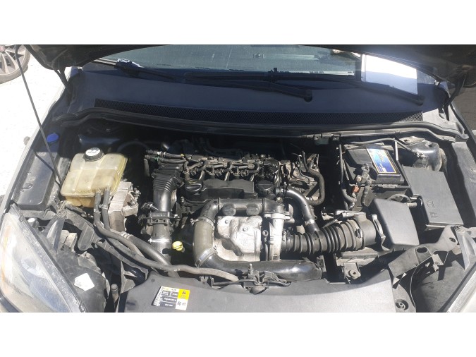 Intercooler FORD FOCUS 2005